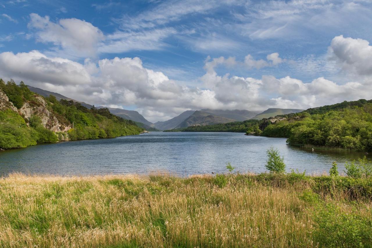 Arlyn, Padarn Lake Viewpoint In Snowdonia Caernarfon Dış mekan fotoğraf